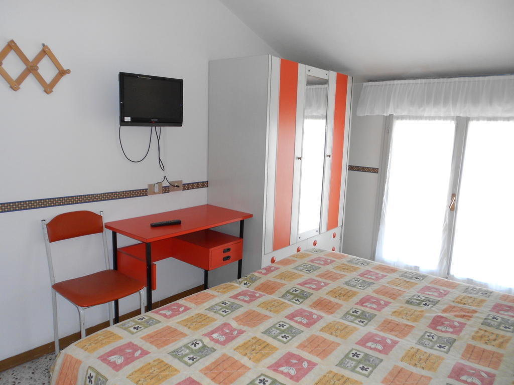 Hotel Laguna Blu Rímini Habitación foto